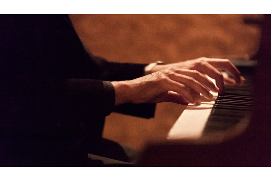Doug Root – Classic Pianist @ Marquee Steakhouse